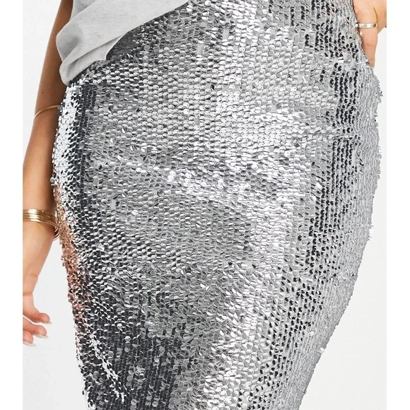 Topshop silver sequined midi length skirt. Size 14. NWT. In pristine condition. - Picture 3 of 9
